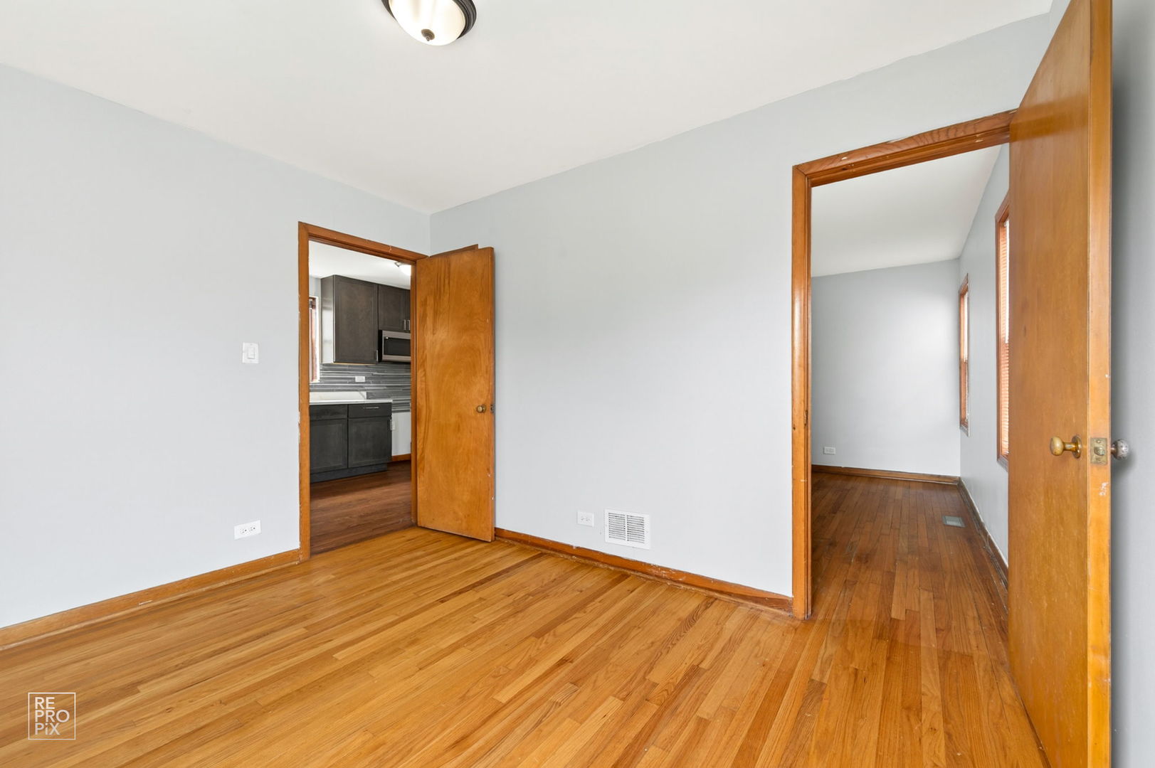 4143 West Marquette Road Chicago, IL 60629 - Photo 12 of 22