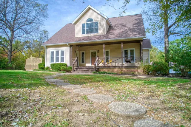 $289,000 | 6873 Old Highway 13, Carbondale, IL 62901