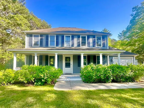 $739,000 | 744 Old Barnstable Road, Mashpee, MA 02649