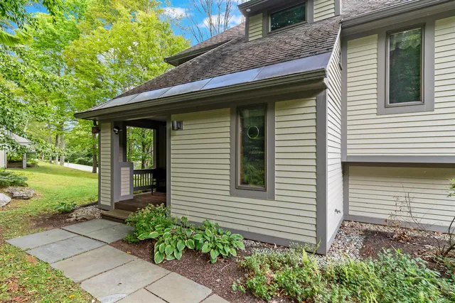 $1,050,000 | 1209 Brook Road, Unit 16, Stowe, VT 05672