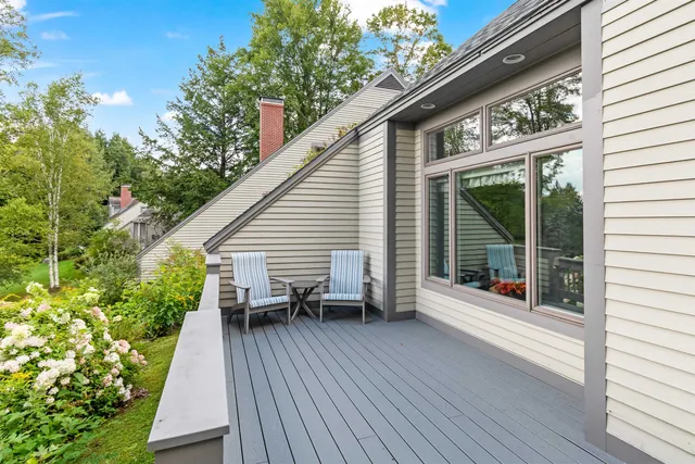 $1,050,000 | 1209 Brook Road, Unit 16, Stowe, VT 05672