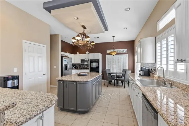 $875,000 | 8887 La Manga Avenue, Las Vegas, NV 89147