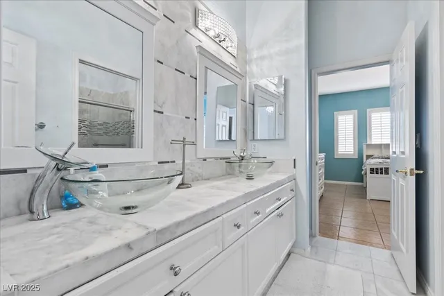 $875,000 | 8887 La Manga Avenue, Las Vegas, NV 89147