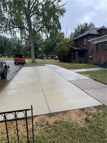 $299,900 | 303 Pershing Street, Ellwood City, PA 16117