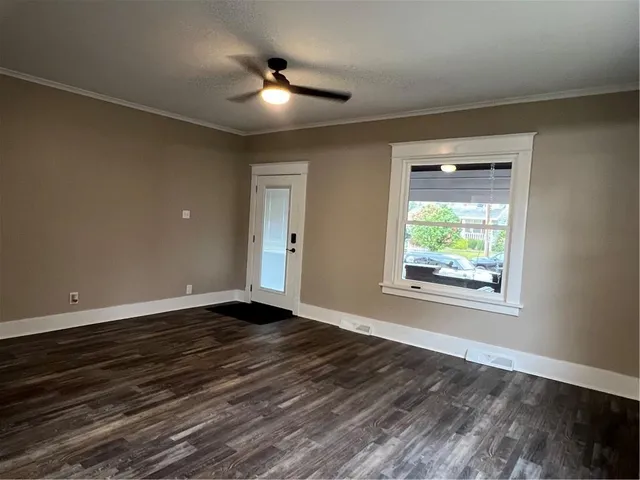 $299,900 | 303 Pershing Street, Ellwood City, PA 16117