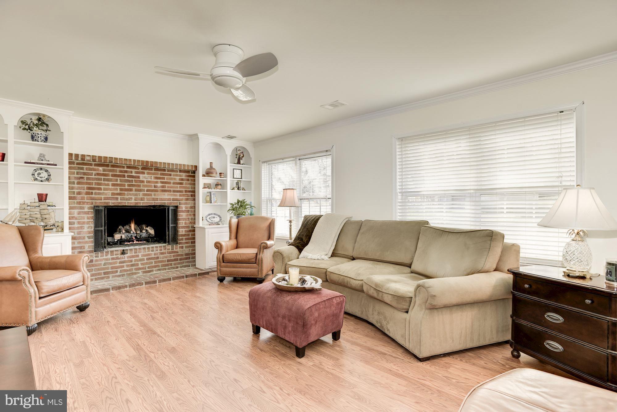 300 Silver Ridge Drive Sterling, VA 20164 - Photo 16 of 31 Gallery Image 16