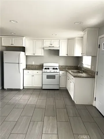 $1,600 | 922 North Cherry Street, Banning, CA 92220