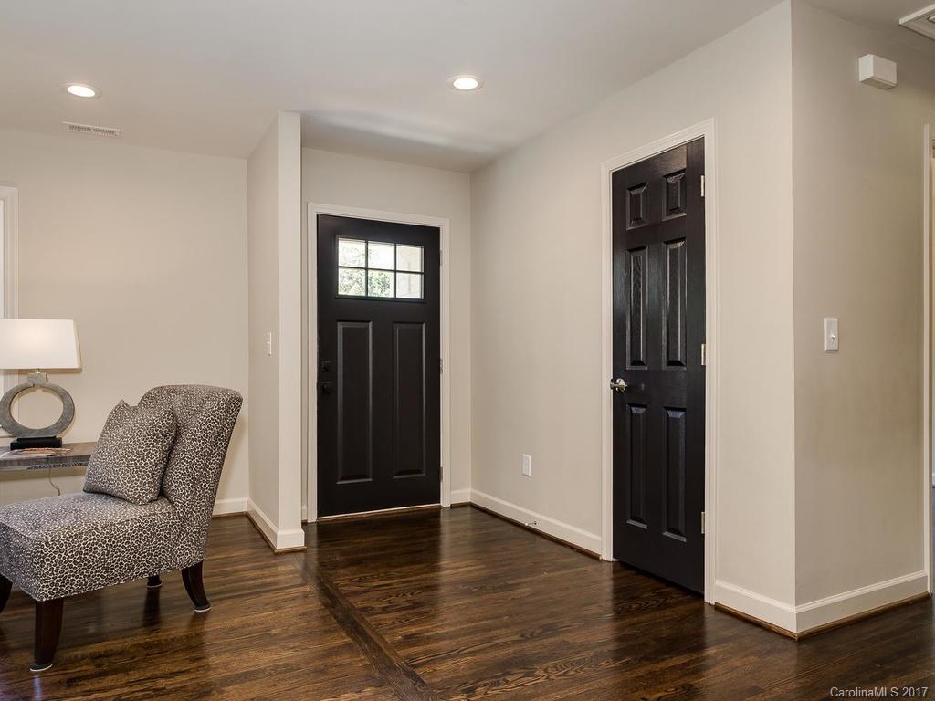 3817 Flowerfield Road, Unit 7 Charlotte, NC 28210 - Photo 3 of 24 Gallery Image 3