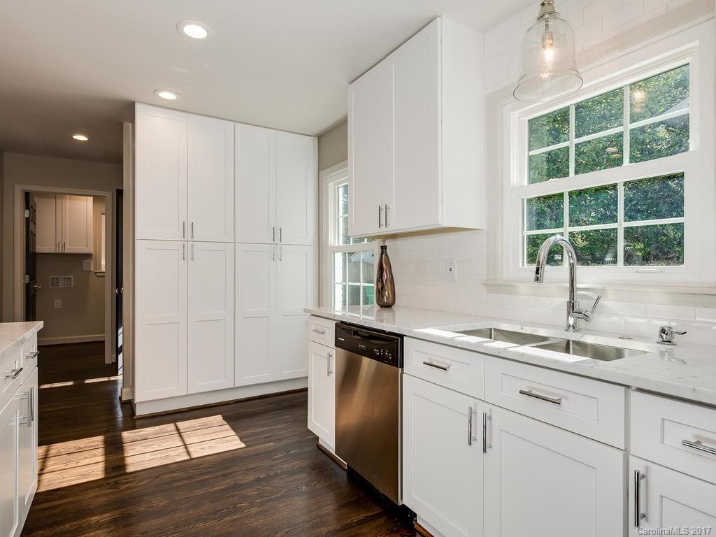 3817 Flowerfield Road, Unit 7 Charlotte, NC 28210 - Photo 4 of 24 Gallery Image 4