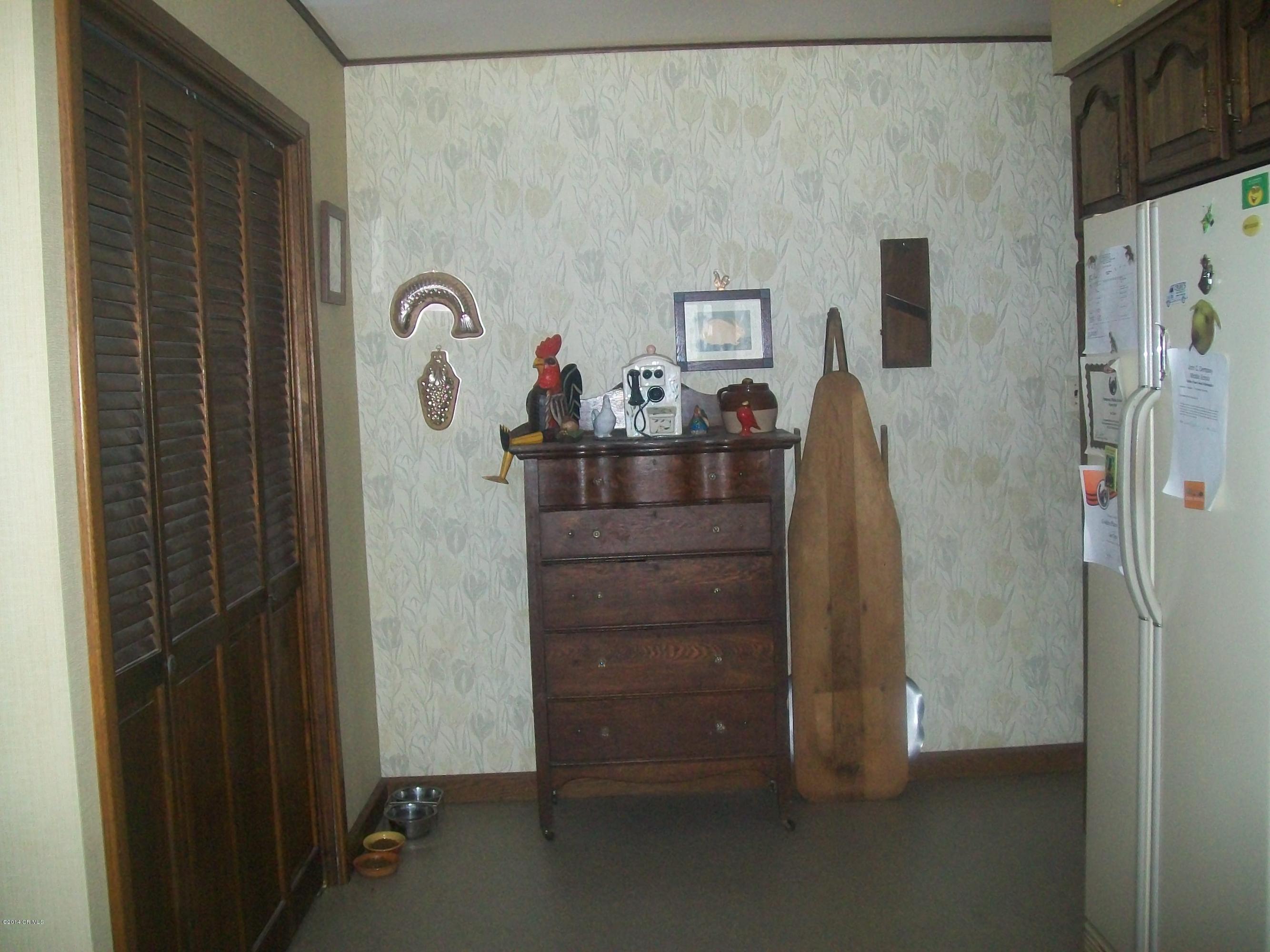 217 Troy Road Delaware, OH 43015 - Photo 10 of 15 Gallery Image 10