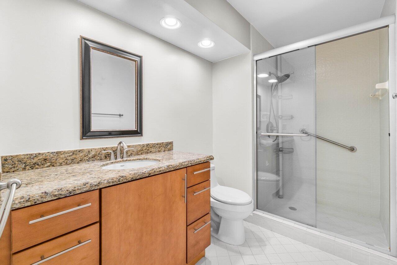 7460 La Paz Boulevard, Unit 305 Boca Raton, FL 33433 - Photo 20 of 36 009-7460LaPazBoulevard-BocaRaton-FL-3343