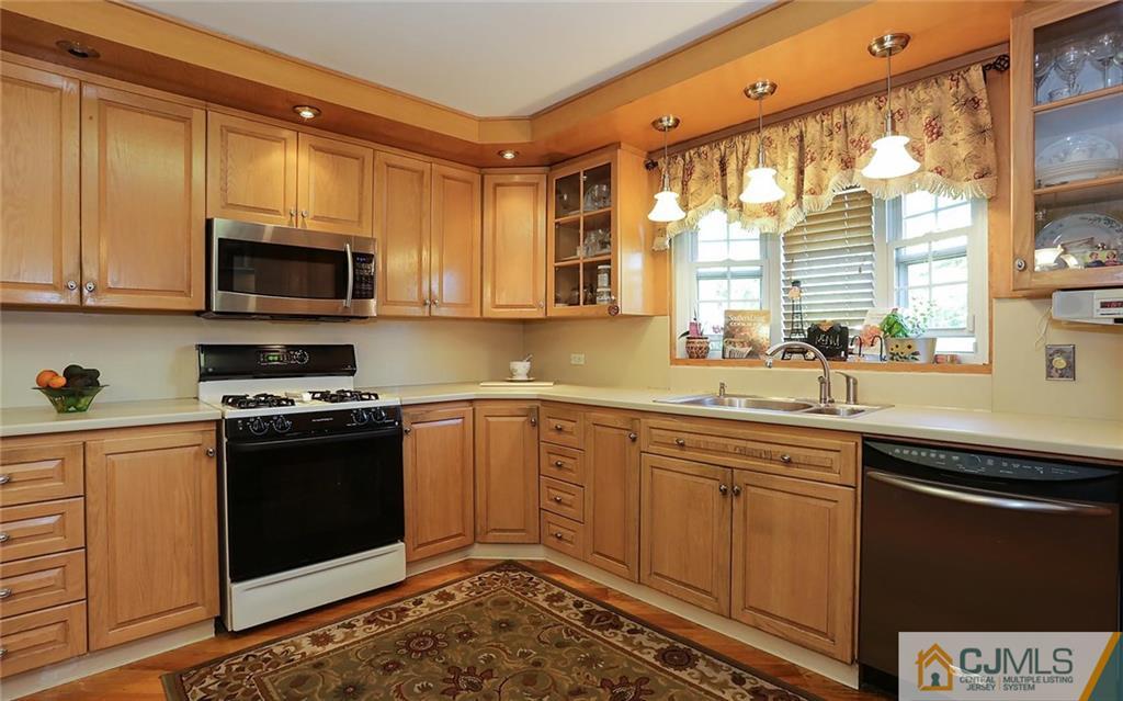 1 Crest Road New Brunswick, NJ 08901 - Photo 11 of 23 Gallery Image 11