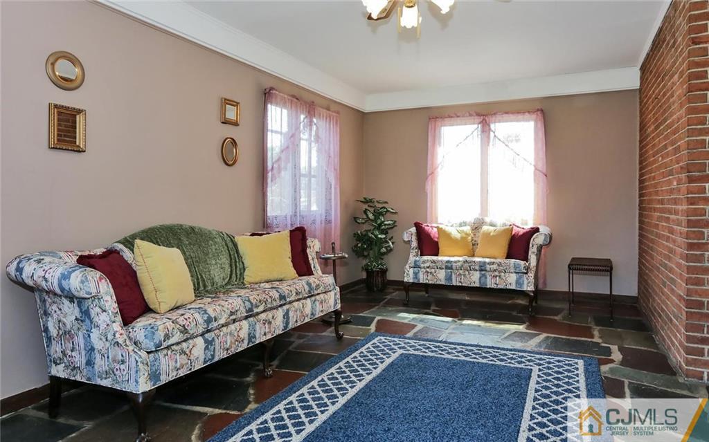 1 Crest Road New Brunswick, NJ 08901 - Photo 12 of 23 Gallery Image 12
