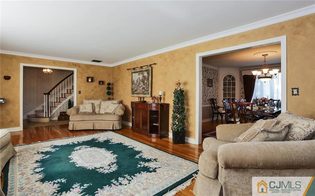 1 Crest Road New Brunswick, NJ 08901 - Photo 4 of 23 Gallery Image 4