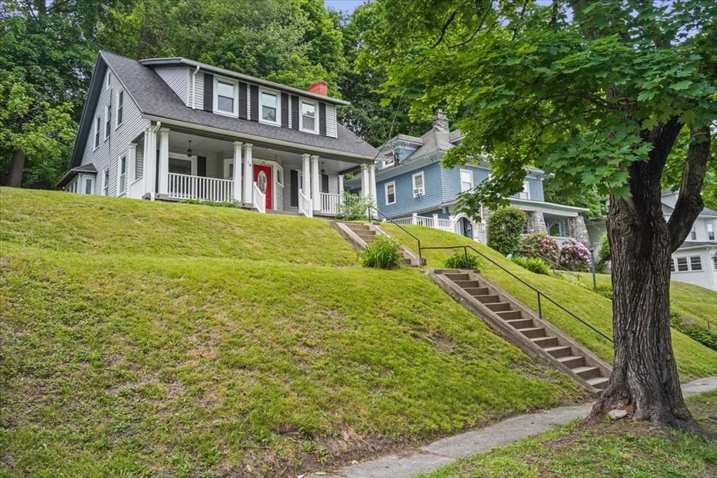 14 St Elmo Road Worcester, MA 01602 - Photo 7 of 42
