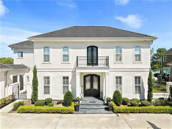 $795,000 | 113 English Turn Drive, New Orleans, LA 70131