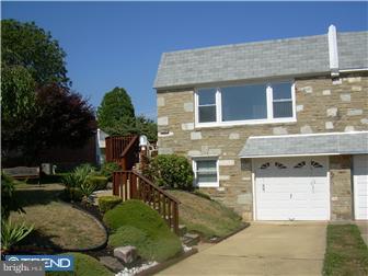 9942 Woodfern Road Philadelphia, PA 19115 - Photo 2 of 12 Exterior Front
