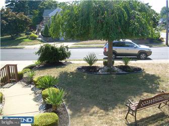 9942 Woodfern Road Philadelphia, PA 19115 - Photo 3 of 12 Exterior Front