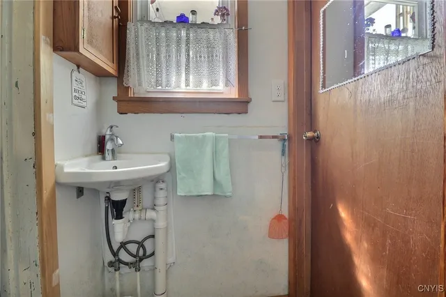 $120,000 | 323 Stafford Avenue North, Marshall, NY 13480