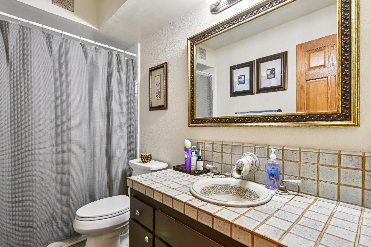 3571 Sudbury Road Cameron Park, CA 95682 - Photo 24 of 87 Main Bath Upstairs