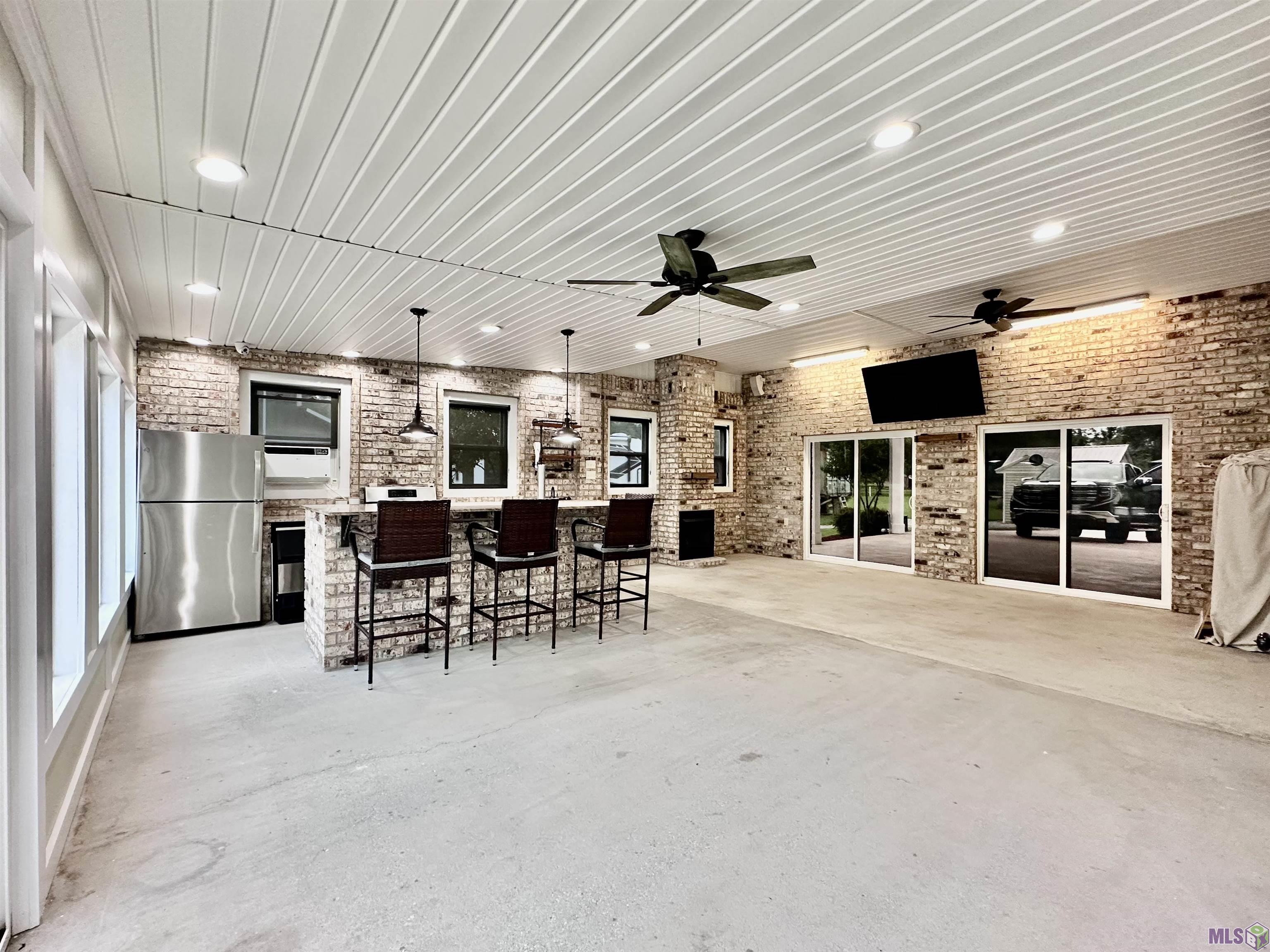 7017 Wayne Floyd Road Gonzales, LA 70737 - Photo 20 of 23