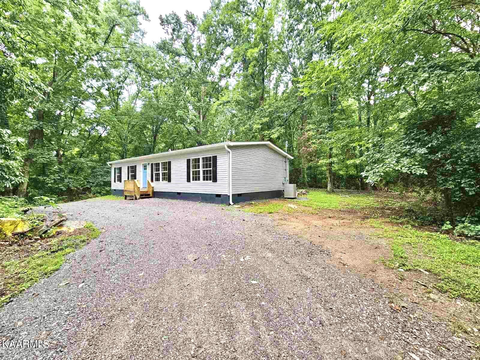 113 Stone Road Knoxville, TN 37920 - Photo 1 of 22 7B6CB966-250F-4F04-A8C1-848C62039BE4