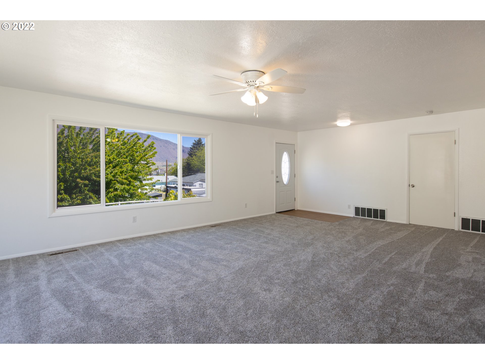 504 Vista Drive Rufus, OR 97050 - Photo 9 of 29 Gallery Image 9