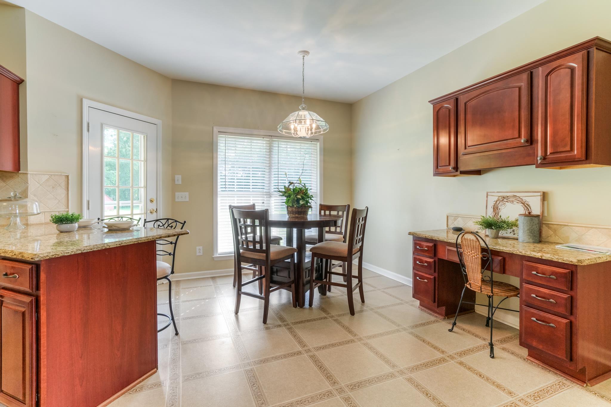 4706 Sharpsville Road Murfreesboro, TN 37130 - Photo 12 of 27 Gallery Image 12