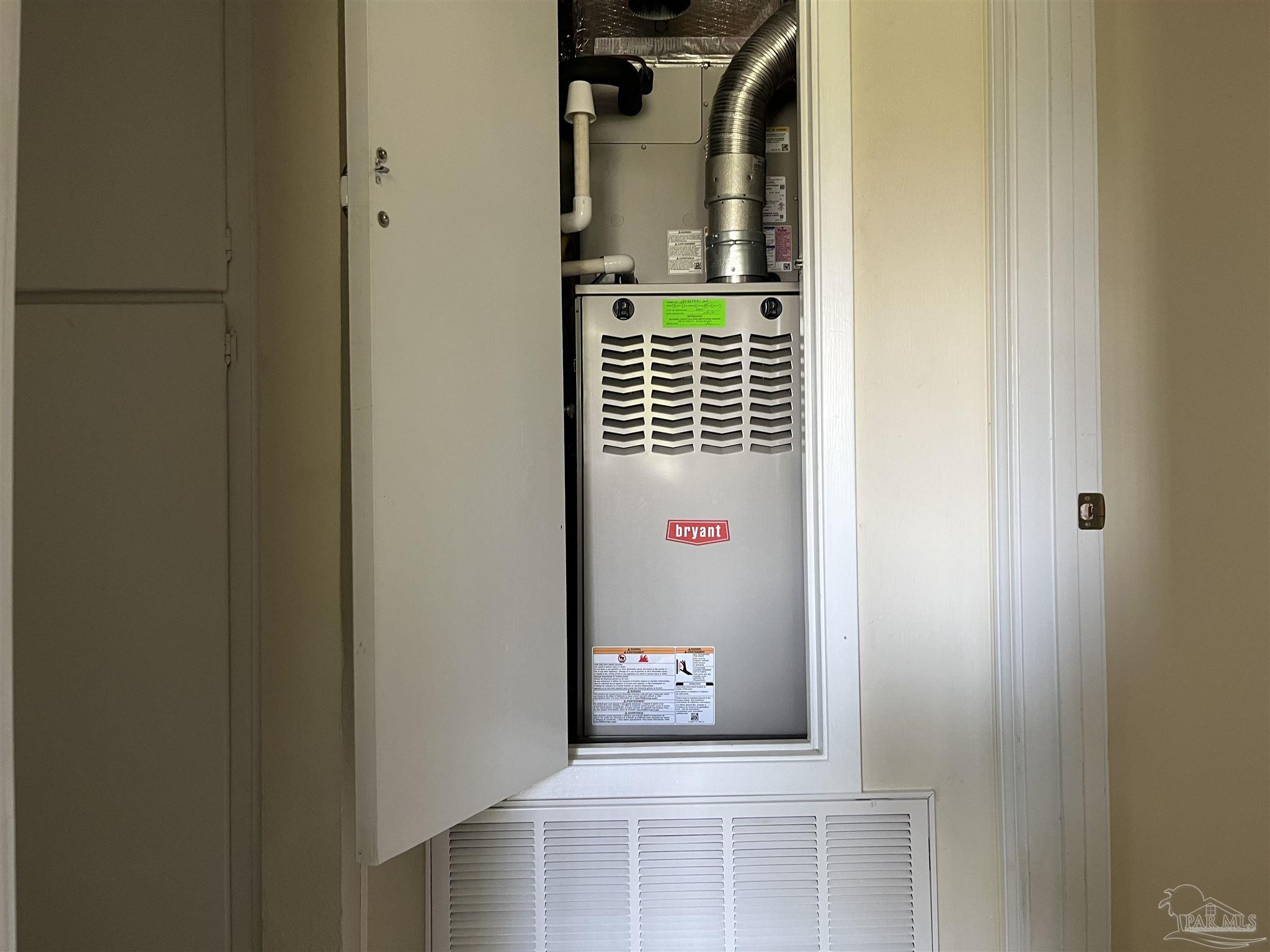 112 Benton Road Pensacola, FL 32506 - Photo 16 of 24