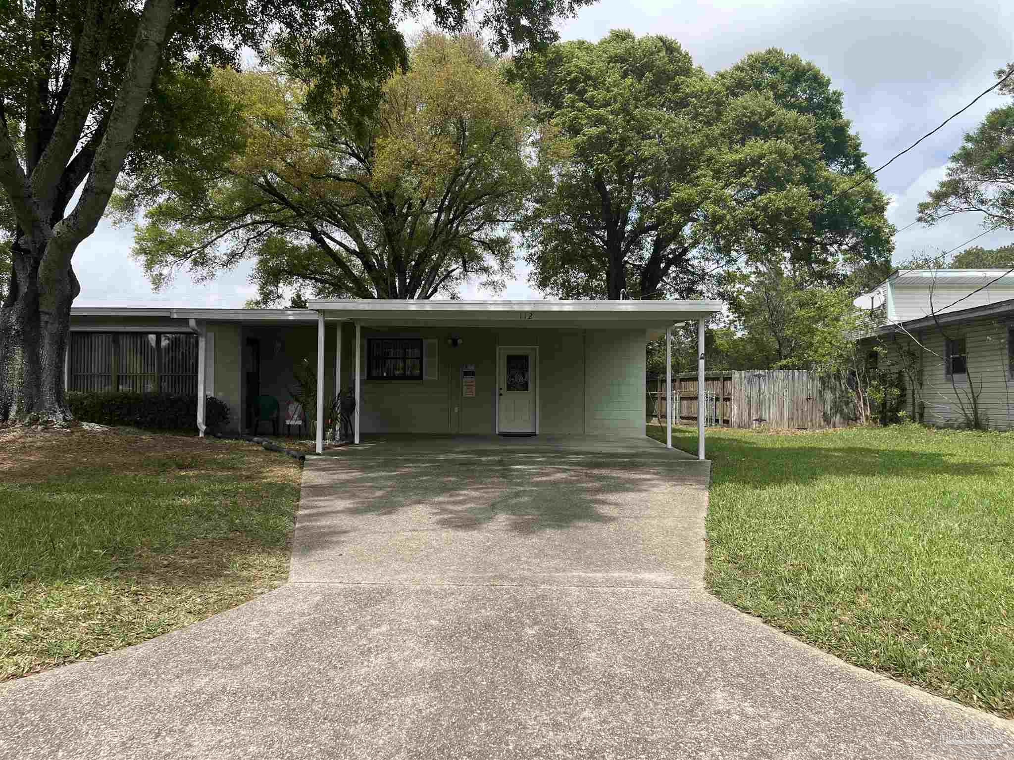 112 Benton Road Pensacola, FL 32506 - Photo 2 of 24