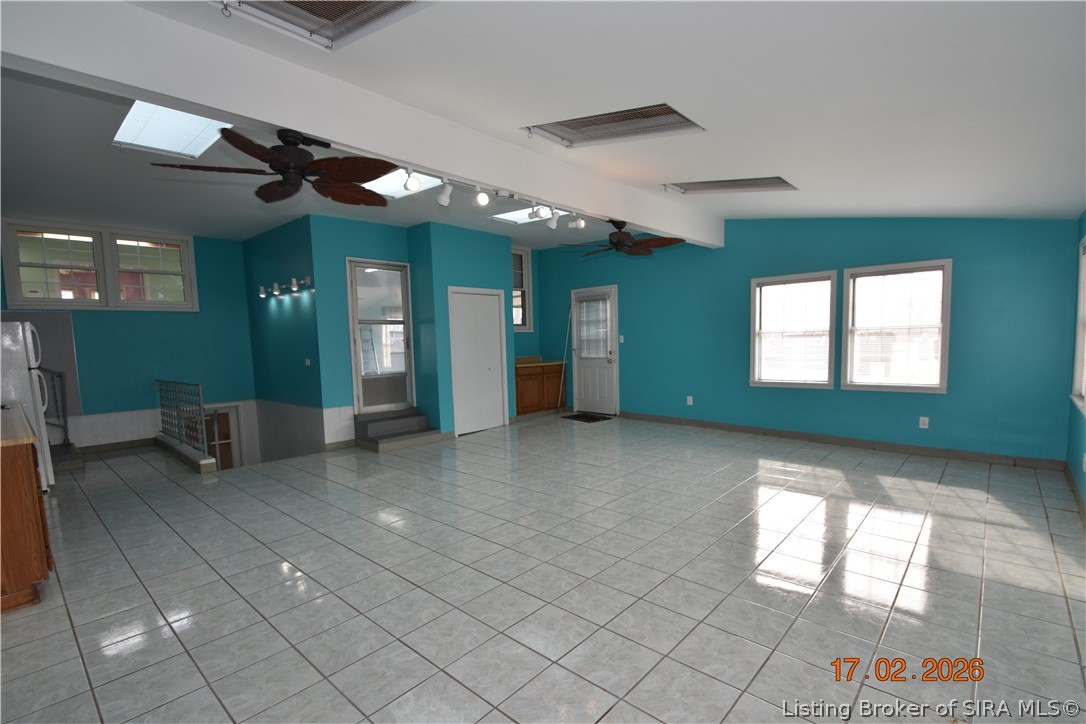 1905 Blackiston Mill Road Clarksville, IN 47129 - Photo 23 of 64 Sunroom.