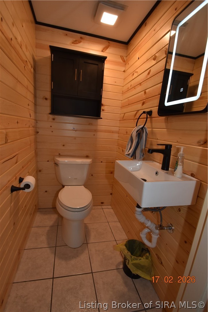 1905 Blackiston Mill Road Clarksville, IN 47129 - Photo 51 of 64 Basement half bathroom.