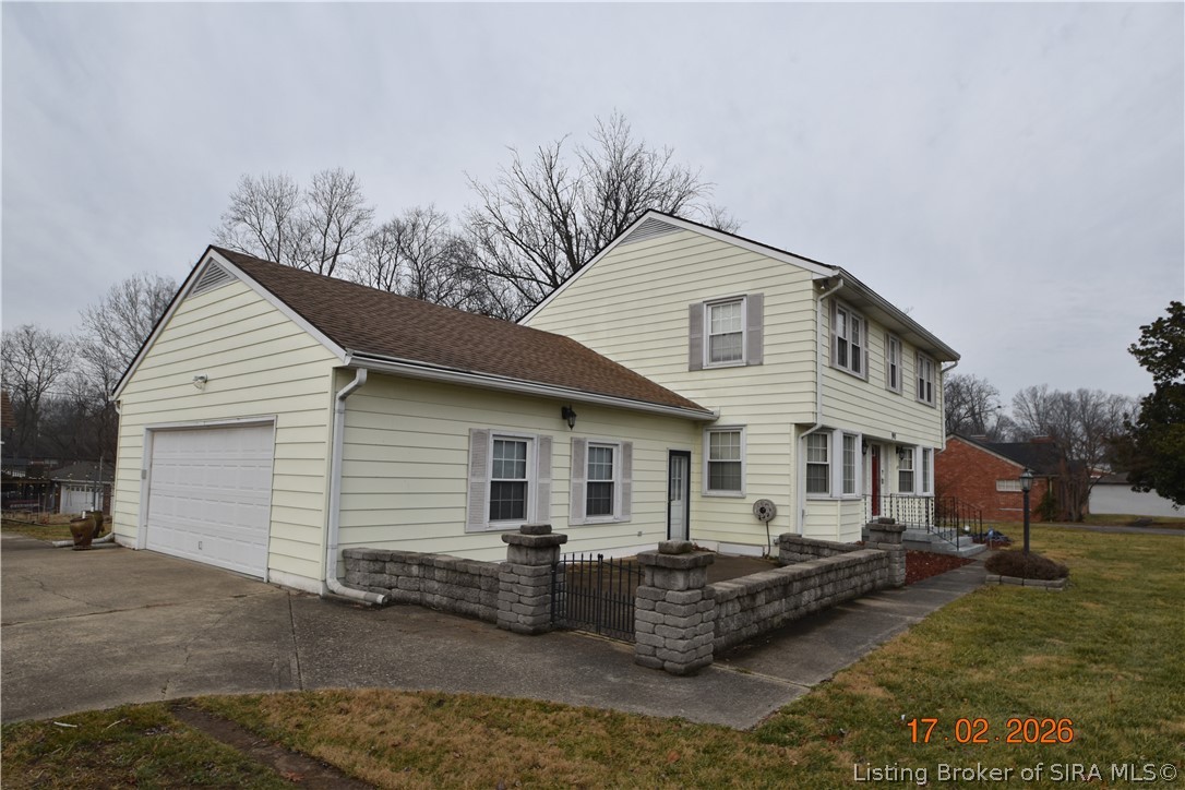 1905 Blackiston Mill Road Clarksville, IN 47129 - Photo 55 of 64 Front patio area.