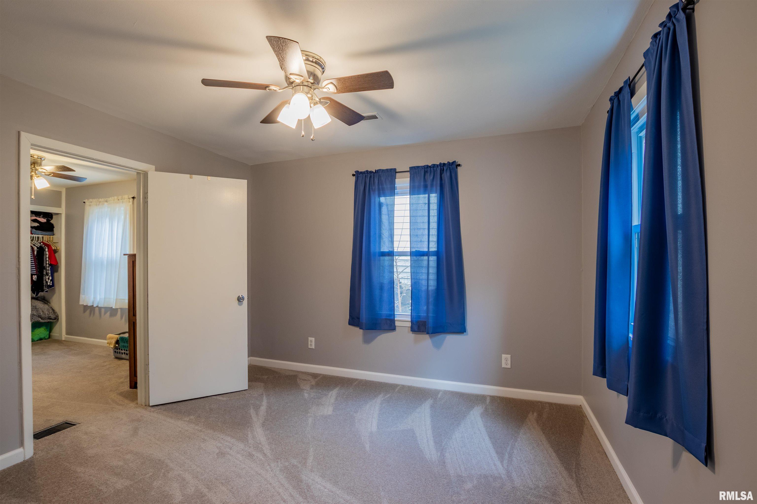5214 North Ronald Road Peoria, IL 61614 - Photo 12 of 26 Gallery Image 12