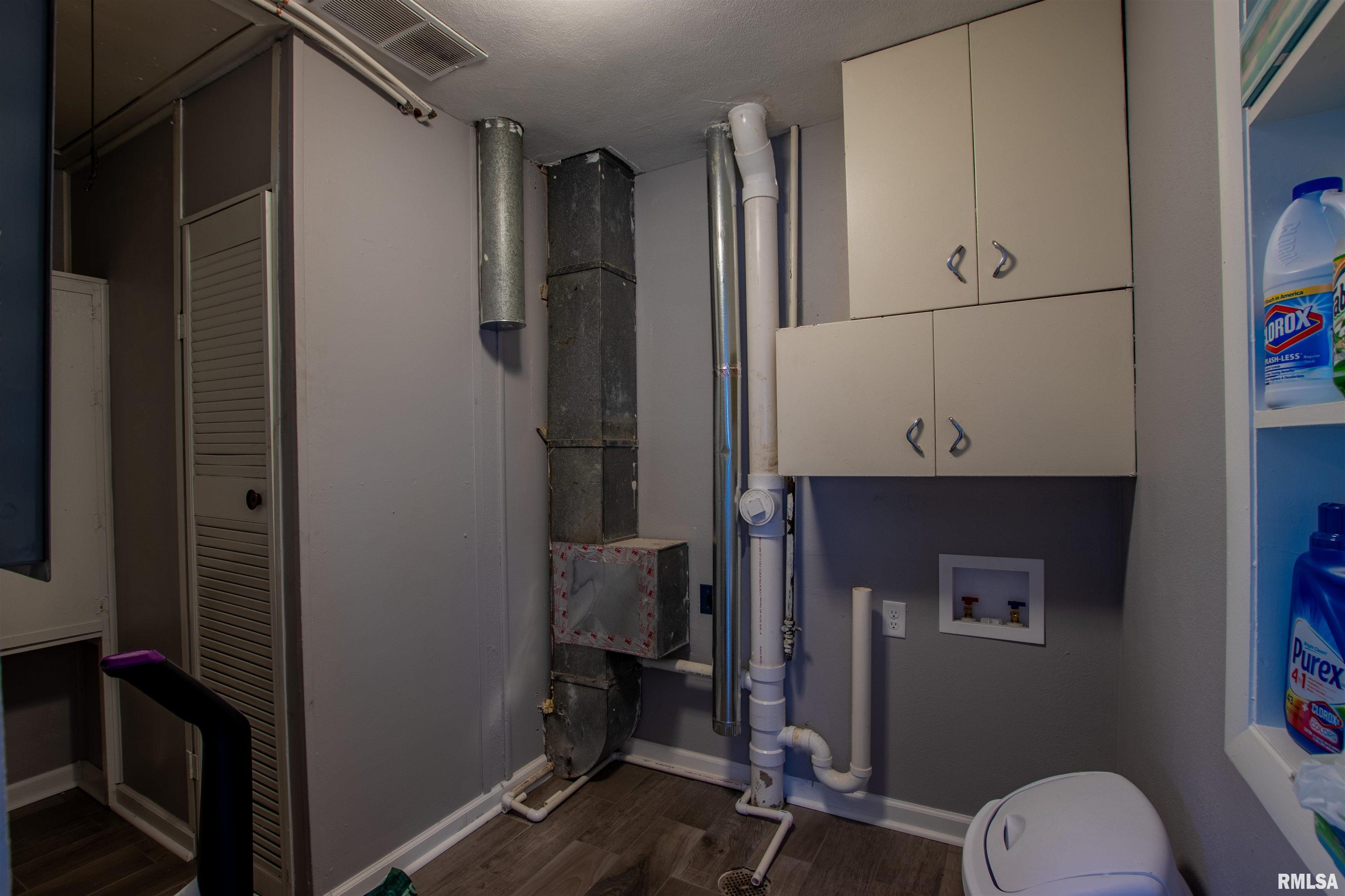 5214 North Ronald Road Peoria, IL 61614 - Photo 20 of 26 Gallery Image 20