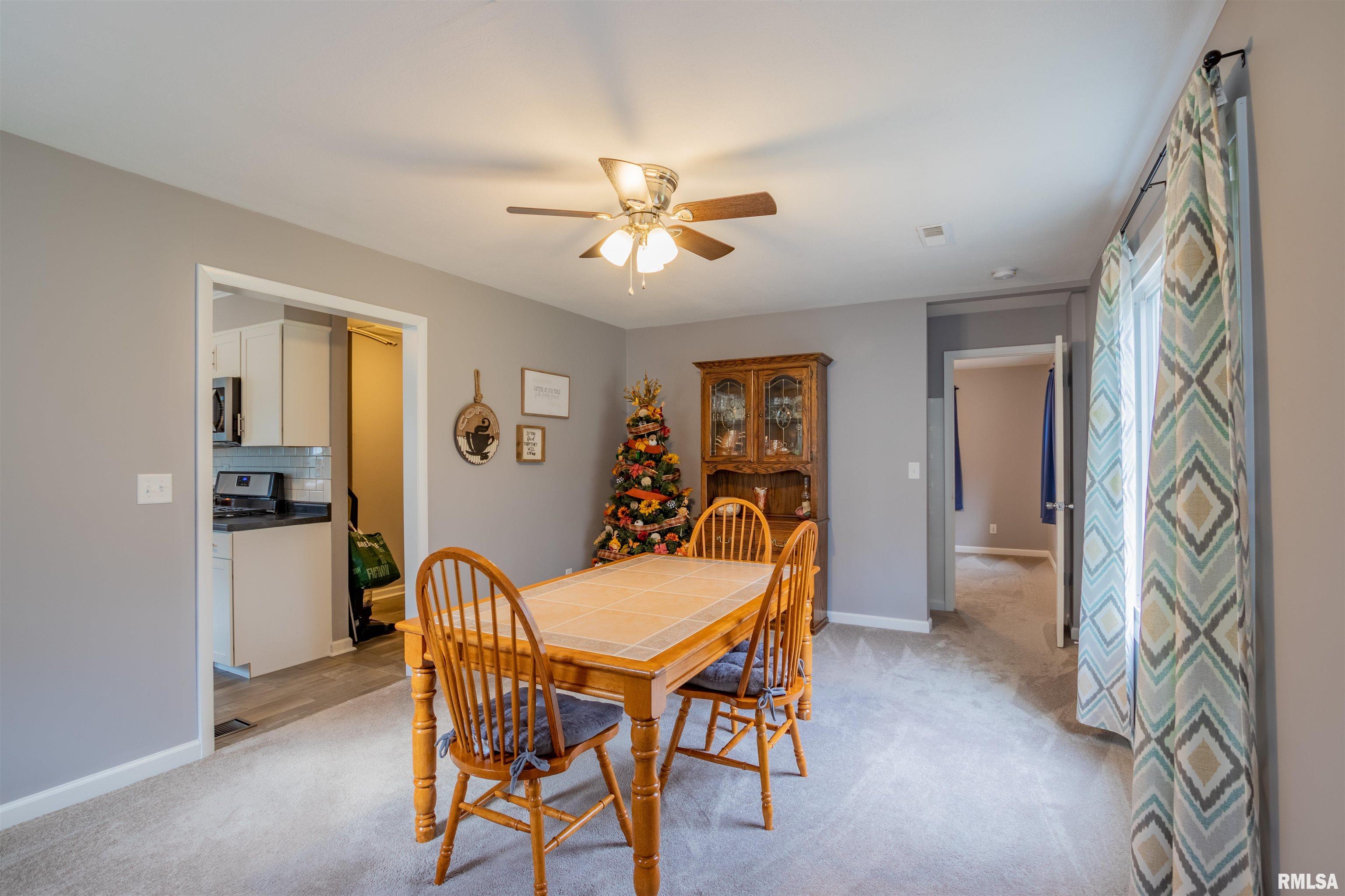 5214 North Ronald Road Peoria, IL 61614 - Photo 10 of 26 Gallery Image 10