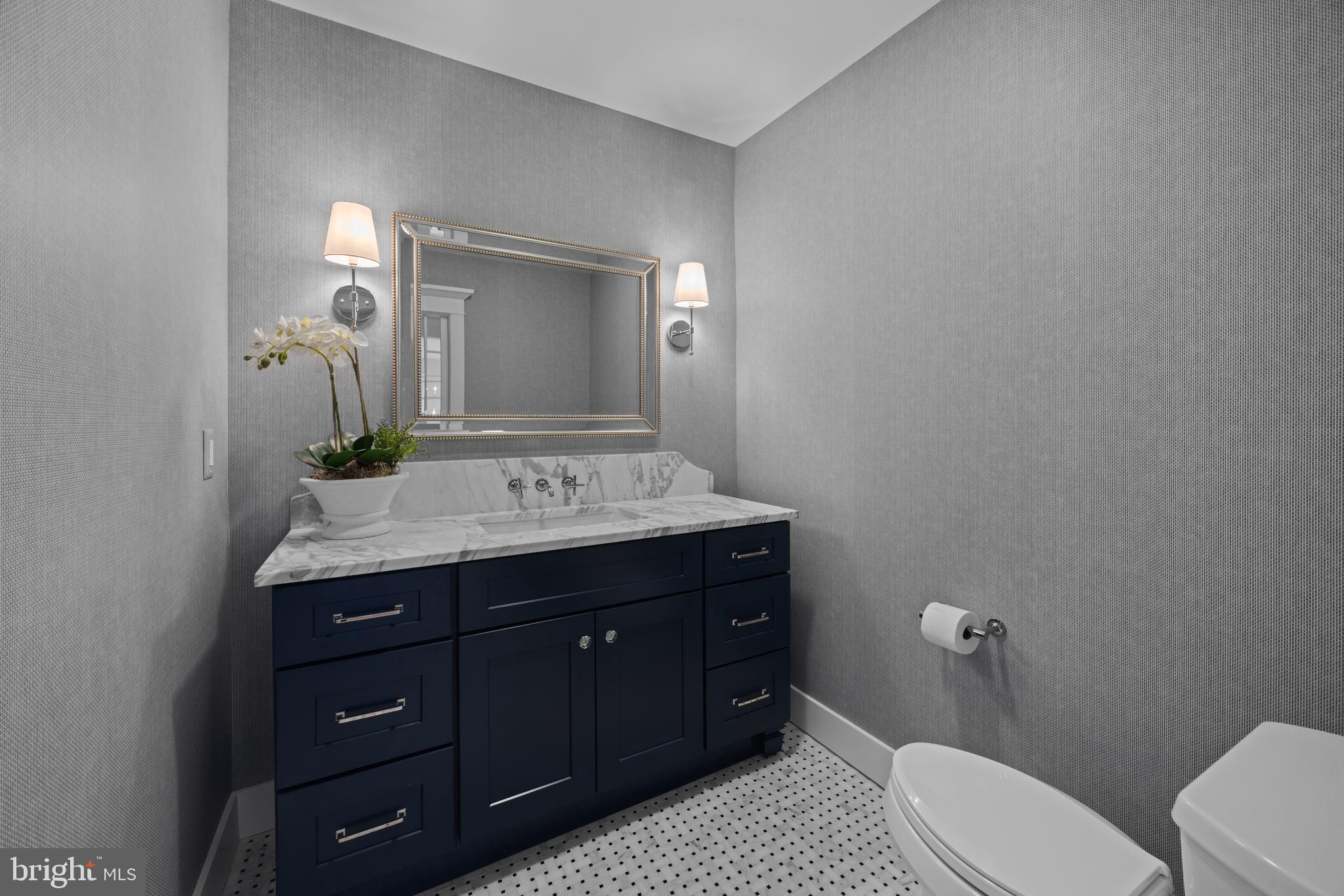 54 River Drive Annapolis, MD 21403 - Photo 21 of 43 a bathroom with a sink vanity and toilet