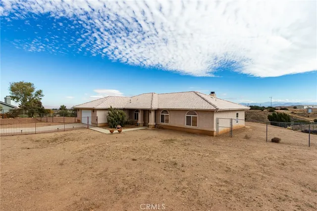 $636,986 | 8605 Cantel Court, Oak Hills, CA 92344