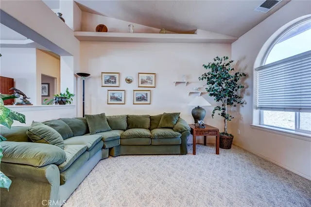 $636,986 | 8605 Cantel Court, Oak Hills, CA 92344