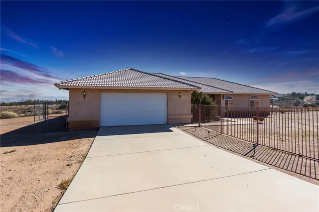 $636,986 | 8605 Cantel Court, Oak Hills, CA 92344