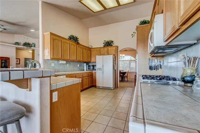 $636,986 | 8605 Cantel Court, Oak Hills, CA 92344
