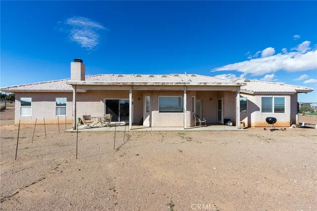 $636,986 | 8605 Cantel Court, Oak Hills, CA 92344