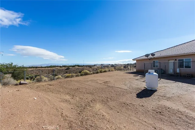 $636,986 | 8605 Cantel Court, Oak Hills, CA 92344