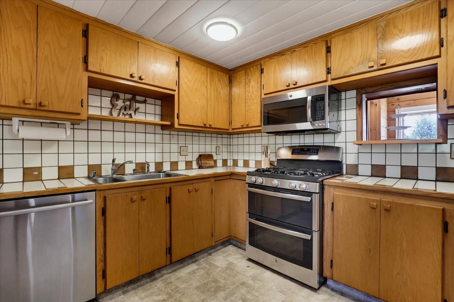12666 Robinson Road Nevada City, CA 95959 - Photo 11 of 72