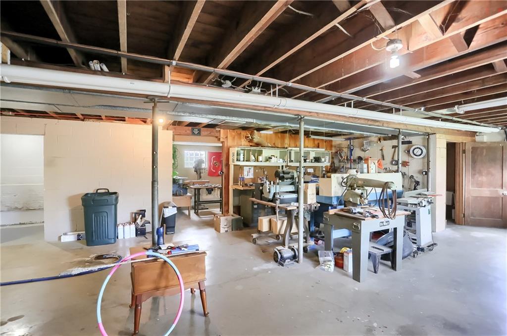 1131 Cleland Mill Road New Castle, PA 16102 - Photo 18 of 23 Gallery Image 18