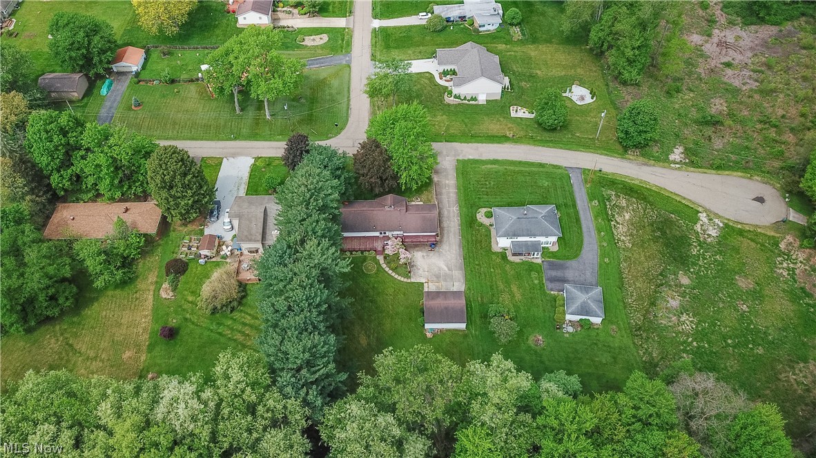 2421 Woodview Road Uniontown, OH 44685 - Photo 32 of 32 Gallery Image 32