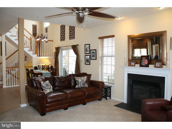 41 Valentine Road Ivyland, PA 18974 - Photo 9 of 25 Family Room