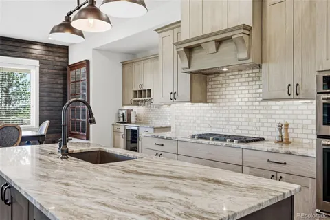 $1,270,000 | 900 Berthoud Peak Drive, Berthoud, CO 80513