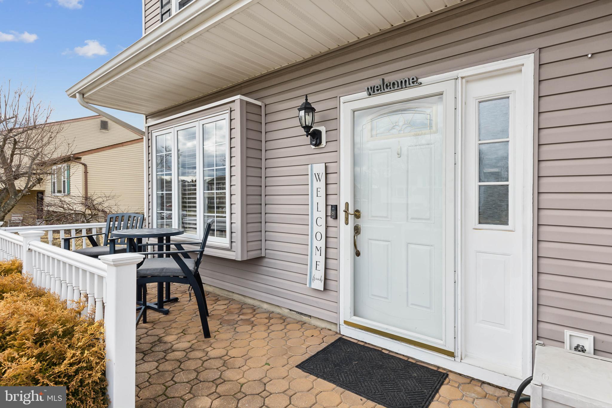 67 Edinburgh Road Blackwood, NJ 08012 - Photo 3 of 25 Front porch