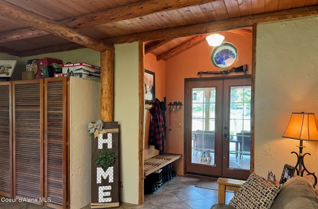 $860,000 | 197 Berry Hill, Cocolalla, ID 83813